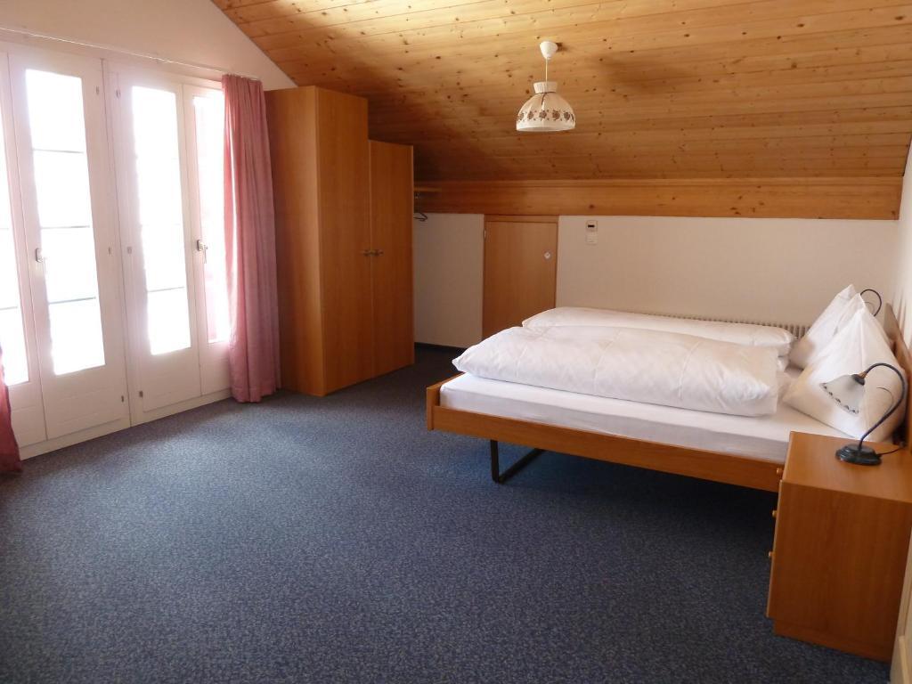 Berghaus Maennlichen Hotel Grindelwald Room photo